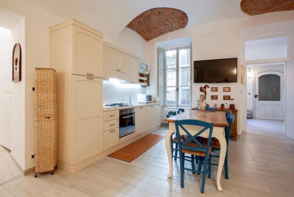 Via Po - Big Appartment トリノ エクステリア 写真